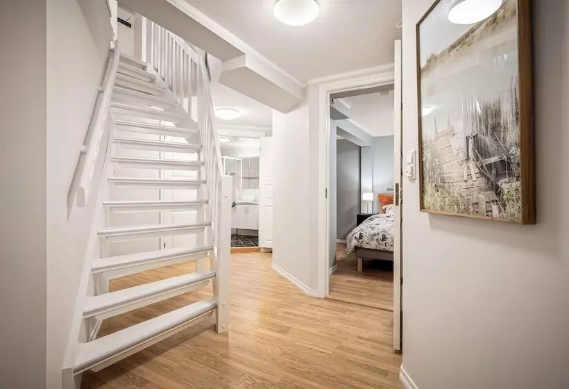 Rosen Apartment