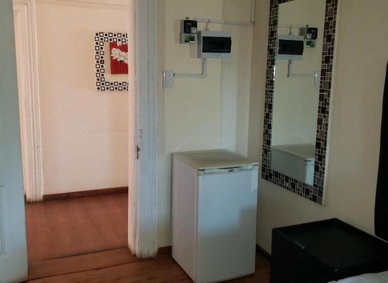 مبيت وإفطار 13 Maitland Road