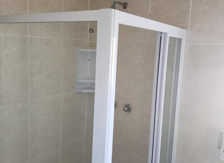 مبيت وإفطار 13 Maitland Road