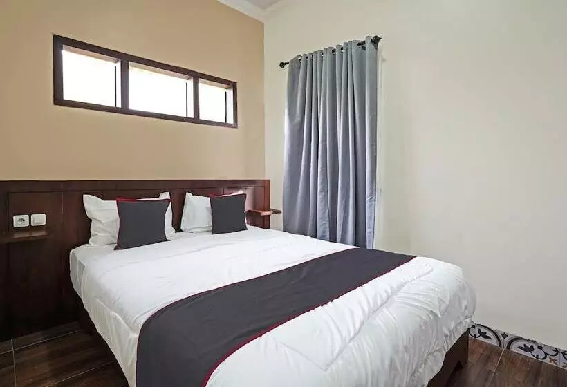 هتل Capital O 91318 House Of Siti Boutique Homestay