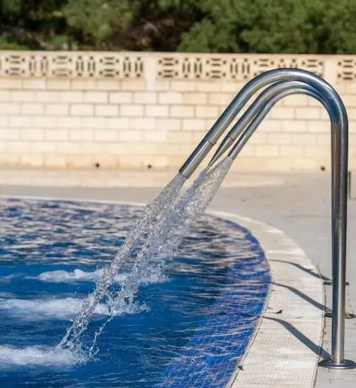 هتل Costablanca Explore Hostel Sports & Events