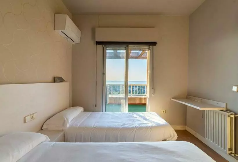 هتل Costablanca Explore Hostel Sports & Events