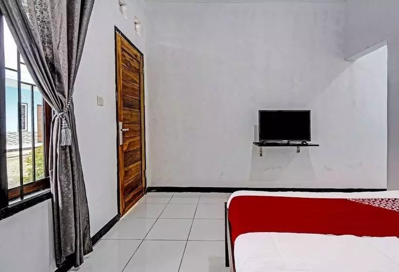 Hotelli Oyo 91334 Permata Papua Guest House