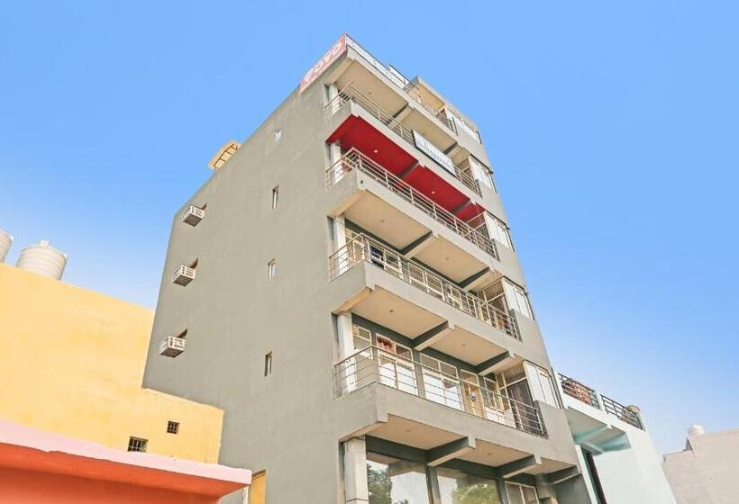 ホテル Townhouse 1030 Zodiac