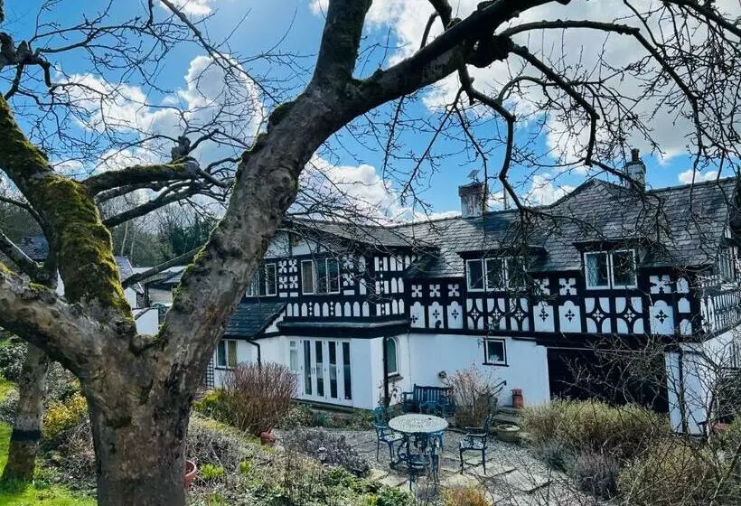 Majatalo Pentre Cerrig Country House