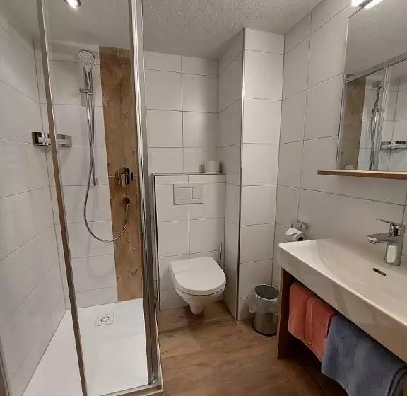 تختخواب و صبحانه Gästehaus Rita