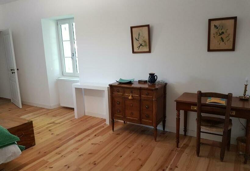 민박 L Airial De Larroque