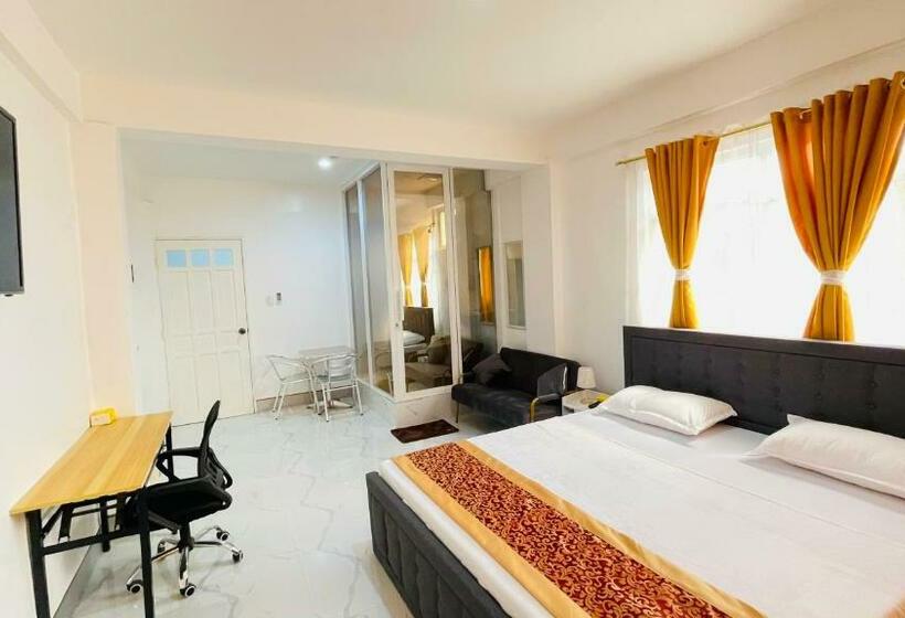 Legends Hotel & Events Hall Lemery & Taal