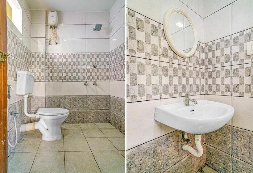 فندق Oyo 90284 Majestic Stays