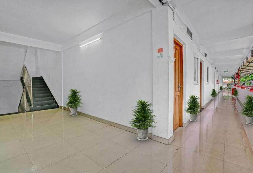 فندق Oyo 90284 Majestic Stays