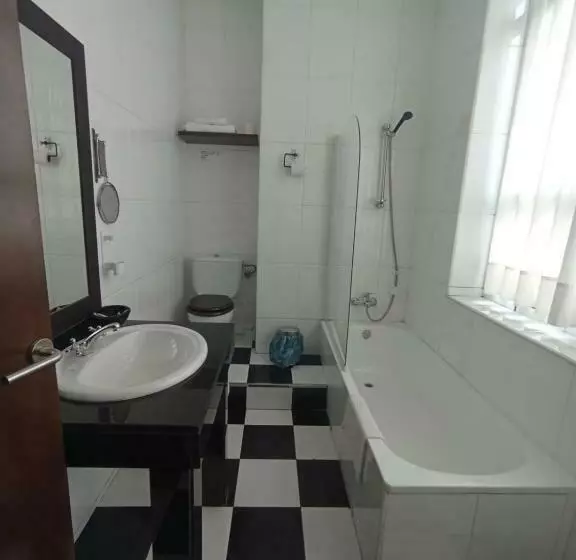 Hotelli / Restaurante La Pepa