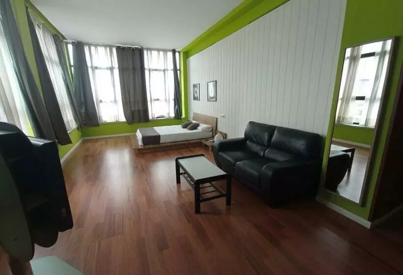 Hotelli / Restaurante La Pepa