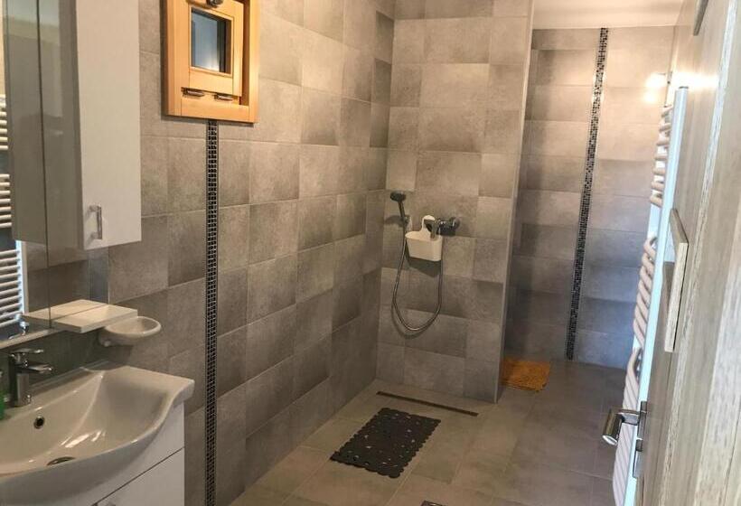 펜션 Bencsik Vendégház