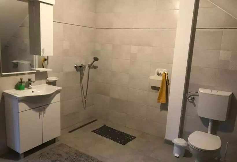 Majatalo Bencsik Vendégház