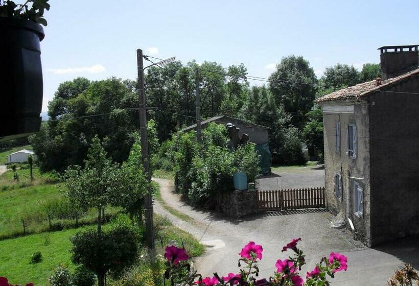 بنسيون Chambre Familiale à La Ferme