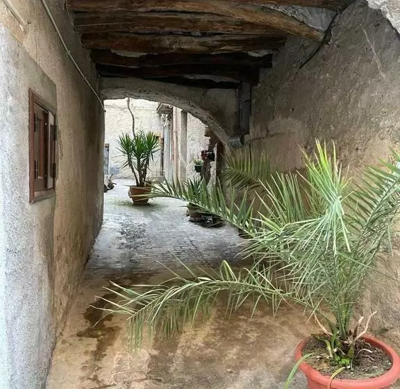 پانسیون Short Lets   A Casa Ru Suli