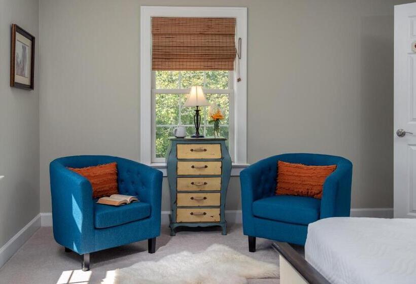 ベッドアンドブレックファースト Apple Pony Inn