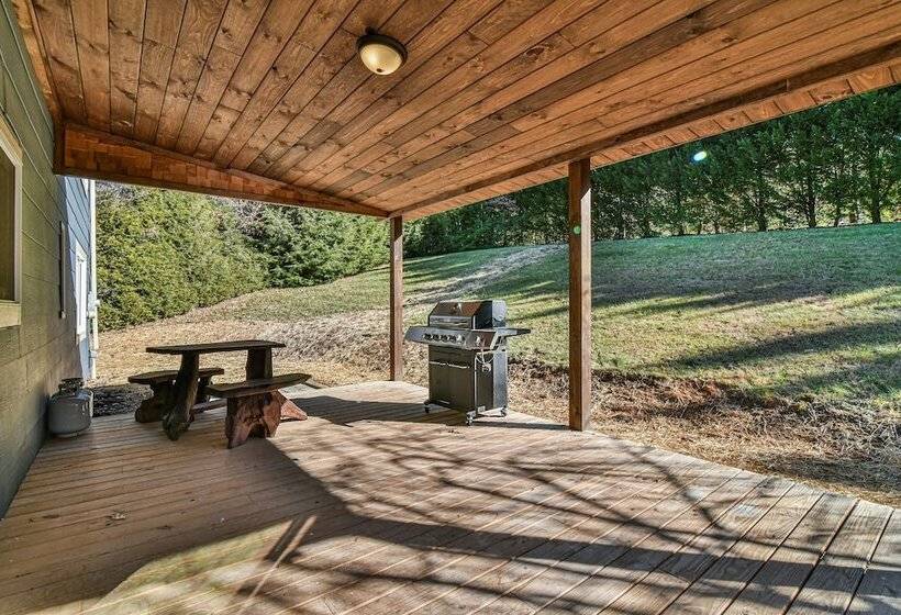 Kingdom On Knollwood