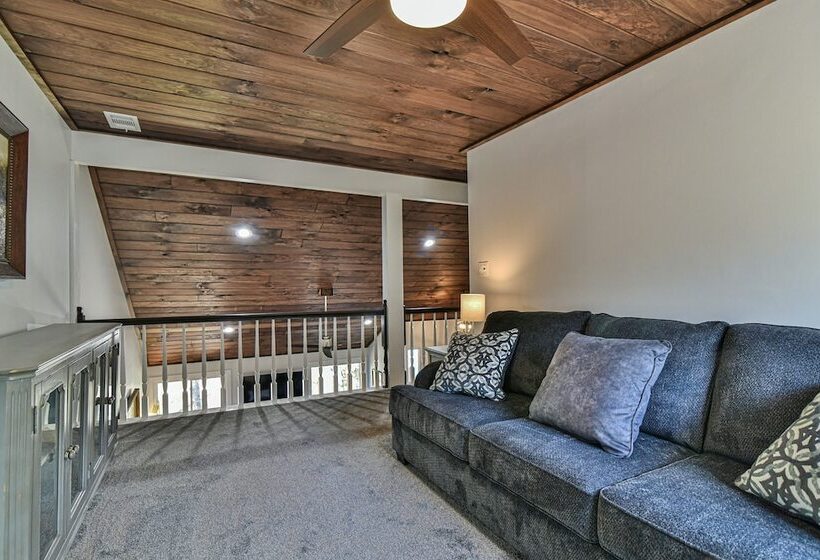 Kingdom On Knollwood