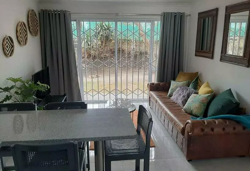 Mawethu Pinelands Modern 2 Bedrooms Flat With Parking Bay