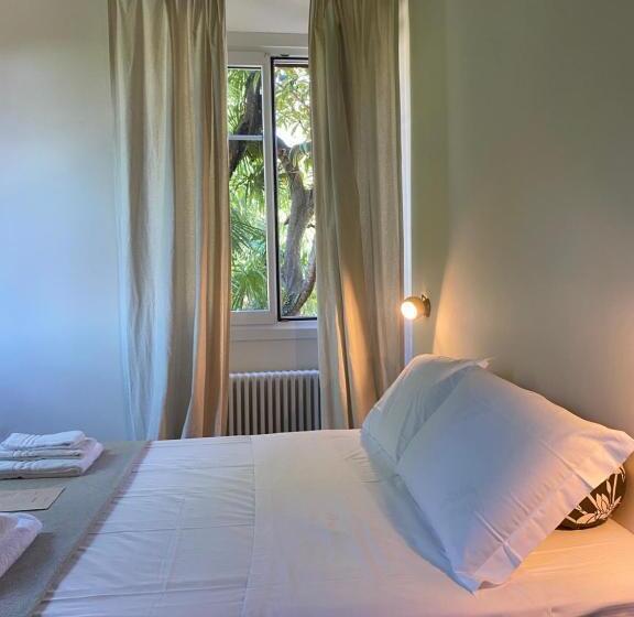 بنسيون Oste Al Numero 22 Sage