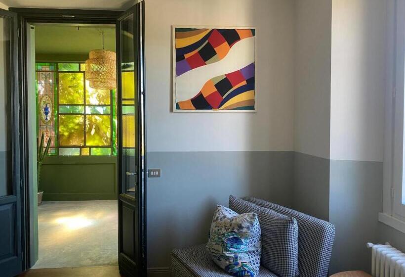 بنسيون Oste Al Numero 22 Sage