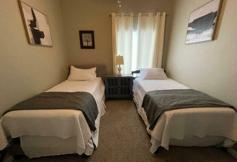 Vista Retreat Country Club Estates