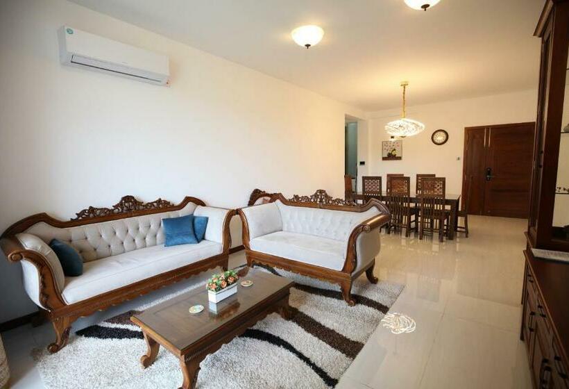 Hidden Relaxation At Kings Residence