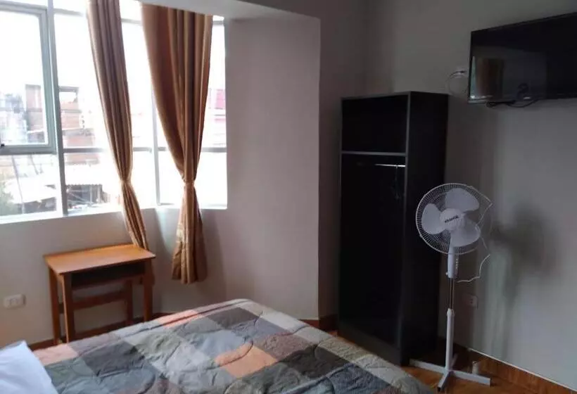 ホテル Hostal Pacífico Huánuco