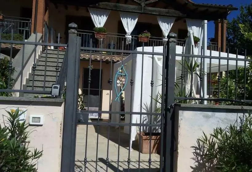 Porzione Villetta In Residence