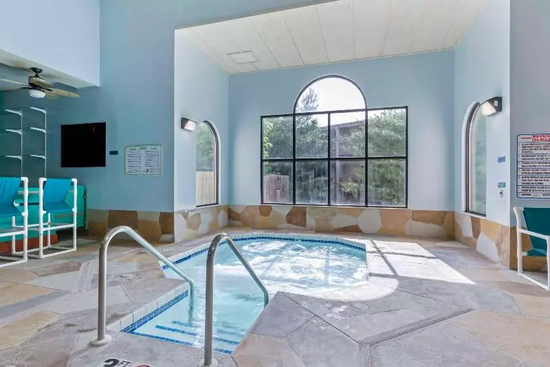 Atlantis Family Waterpark Hotel, Ascend Hotel Collection