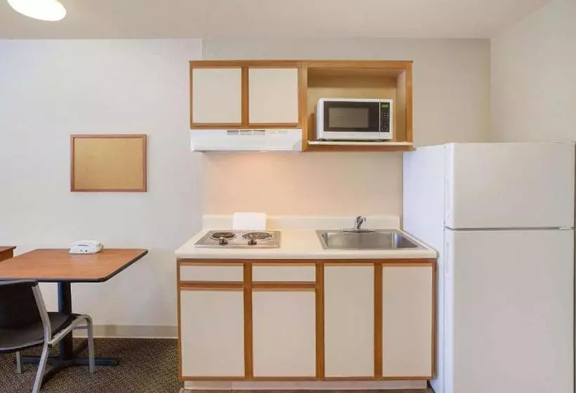 هتل Woodspring Suites Jacksonville Beach Blvd