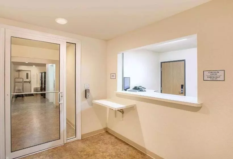 هتل Woodspring Suites Jacksonville Beach Blvd