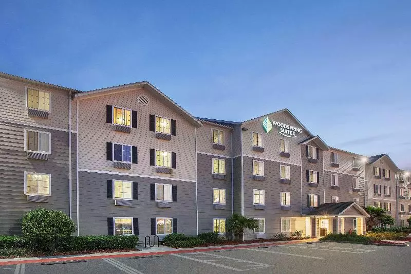 هتل Woodspring Suites Jacksonville Beach Blvd