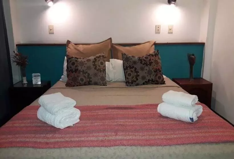 Mediterranea Hostel Cordoba