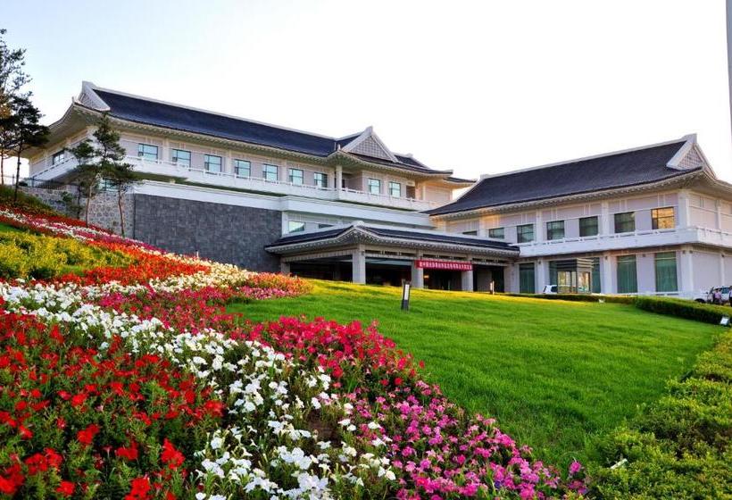 בית מלון כפרי Yanbian