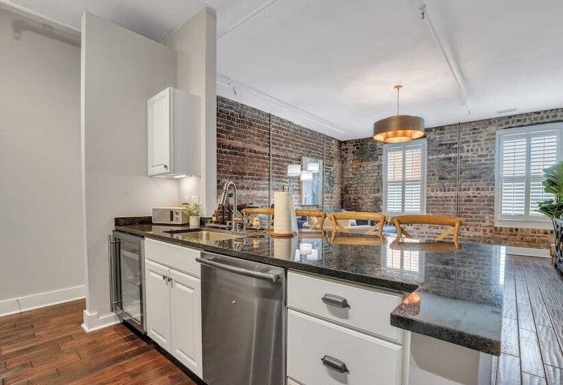 Broughton Street Bungalow   Steps To Everything