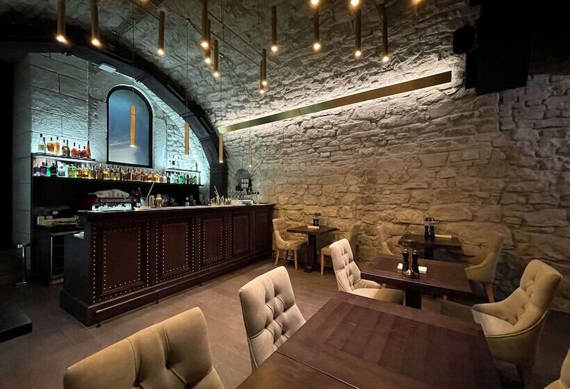 فندق Best Western Plus Market Square Lviv