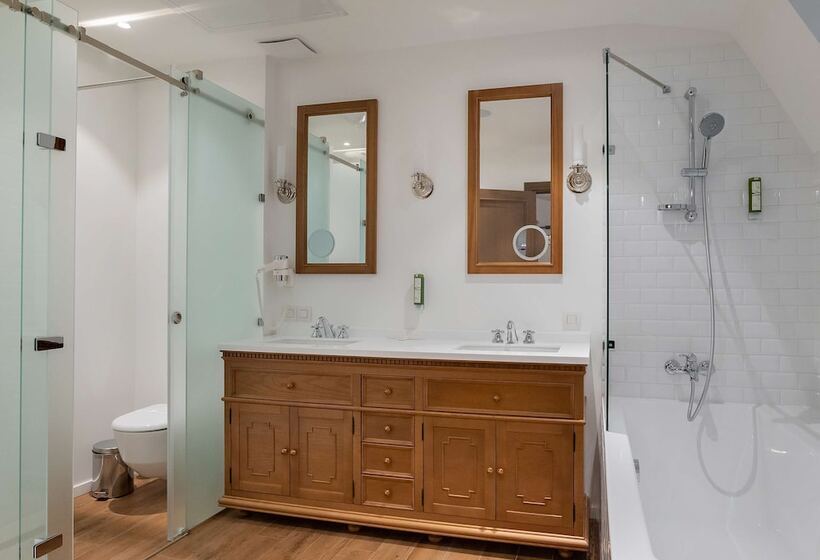 فندق Best Western Plus Market Square Lviv