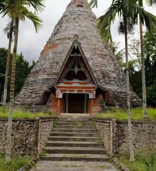 Orangutan Orchard Bungalow & Eco Jungle Trekking Activity