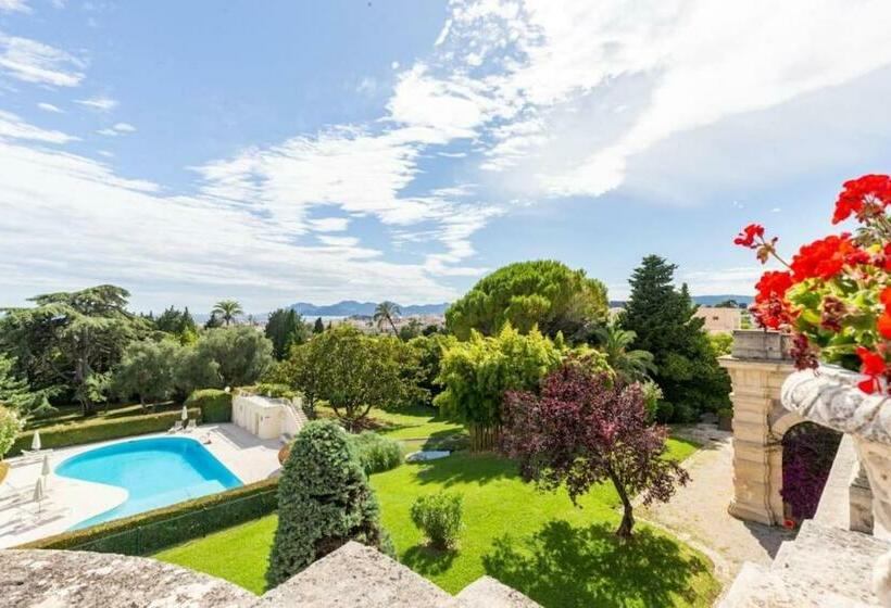 Superbe 3 Pièces Avec Piscine Et Tennis