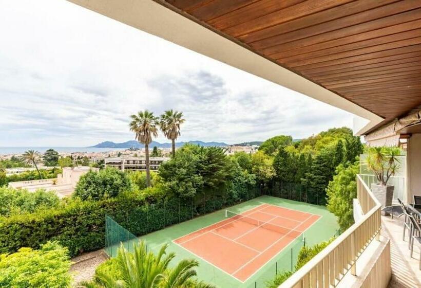 Superbe 3 Pièces Avec Piscine Et Tennis