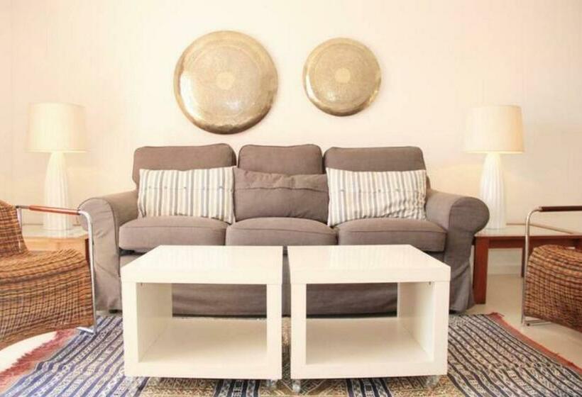 Vila Rosa Sunny Apartment W/ Pool By Lovelystay