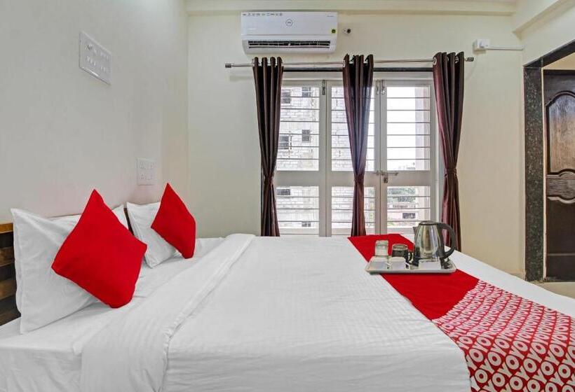 בית מלון כפרי O White House