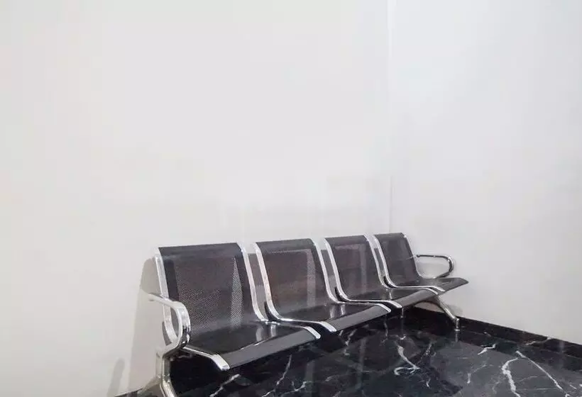 هتل Oyo 91627 Wika Wiki Homestay