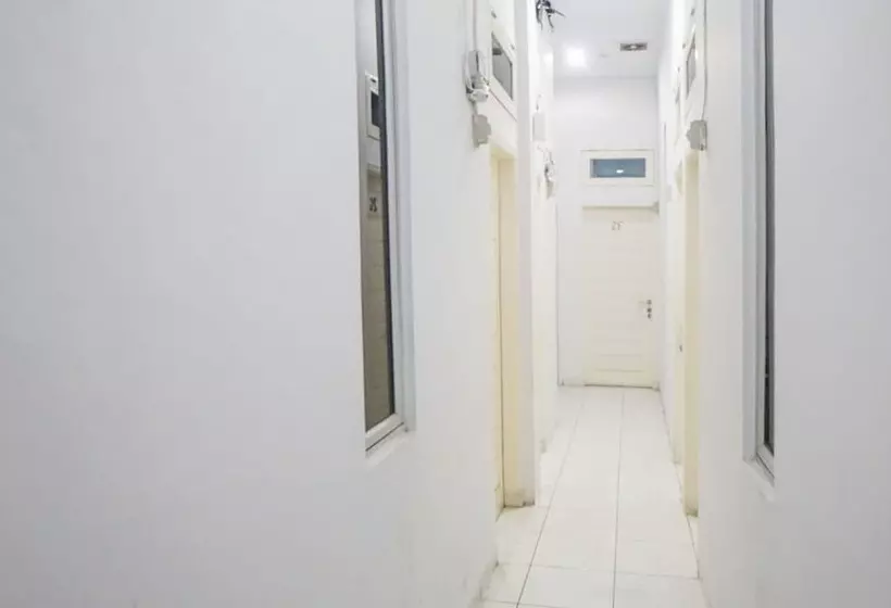 هتل Oyo 91627 Wika Wiki Homestay
