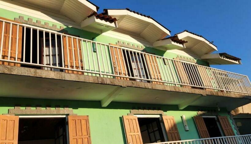 پانسیون Pousada Araucária Suítes