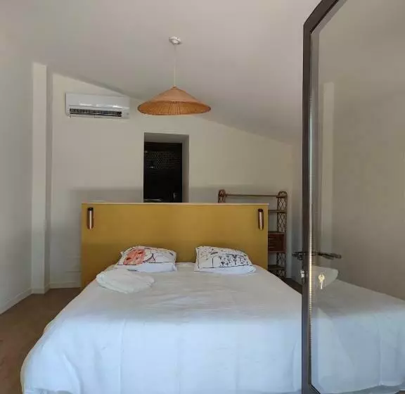 ペンション La Tanière Du Grand Singe, Cocoon Avec Jacuzzi