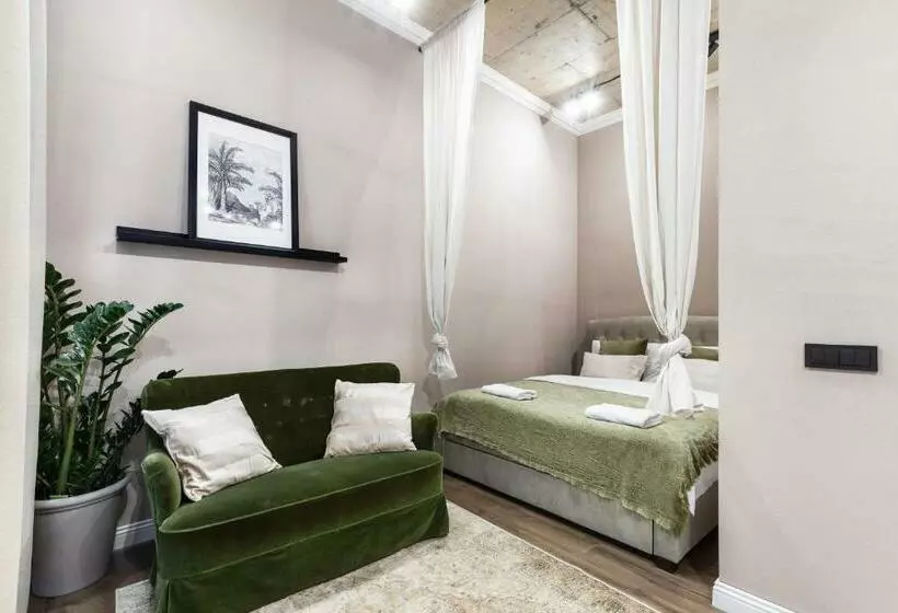 Renaissance Apartments By Reside Baltic