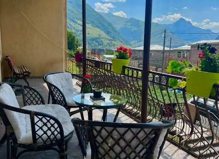 تختخواب و صبحانه Guesthouse Kostava 72